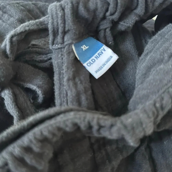 Black Dress - Picture 6 of 6